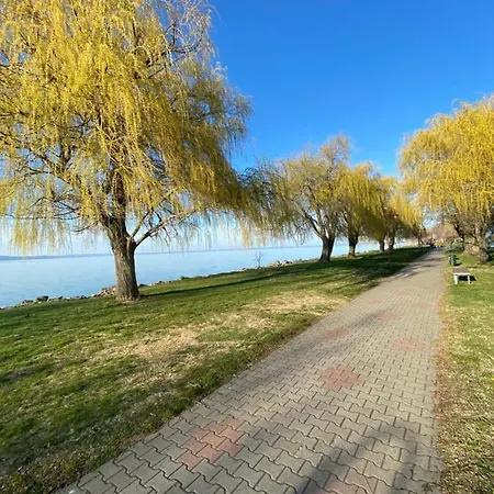 Green Time Lakeside Apartment Siofok